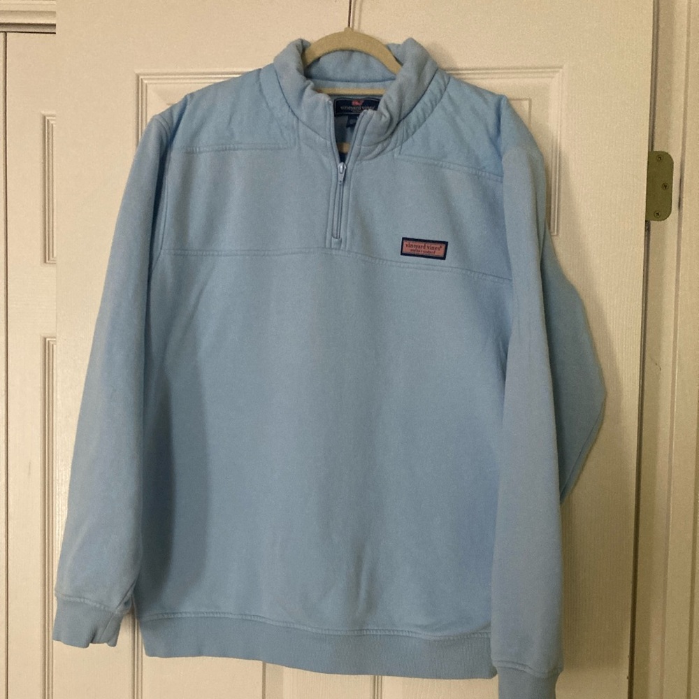 EUC 
Men’s Large Vineyard Vines Sky Blue Quarter Zip Shepshirt